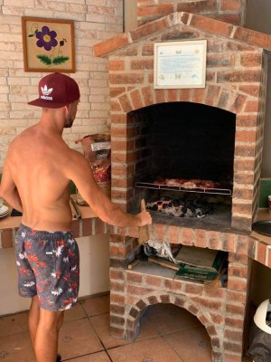 Baleadas, retos y amor por otro equipo: Las revelaciones de Guillermo Chavasco y su hermosa novia en La Ceiba
