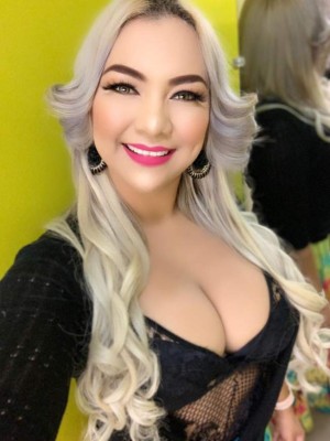 Yatana Herch, la barbie hondureña y su atrevido reto si Marathón queda campeón del Clausura