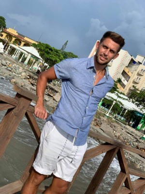 Baleadas, retos y amor por otro equipo: Las revelaciones de Guillermo Chavasco y su hermosa novia en La Ceiba