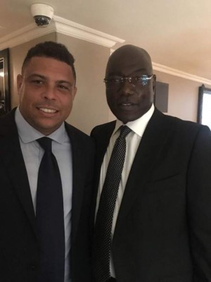 Las otras imágenes que dejaron los Premios 'The Best' y que no viste