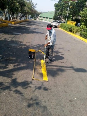 El estadio Nacional por fin recibe mantenimiento en medio de la crisis del coronavirus