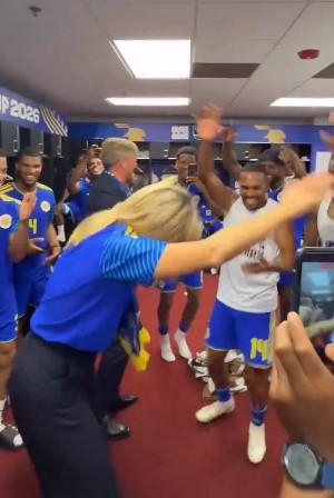 Curazao festejó con el Rey y la Reina de los Países Bajos: el baile con los jugadores