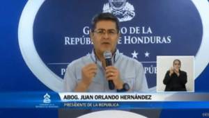 Juan Orlando Hernández informó sobre estas medidas con las compañías de telecomunicaciones.