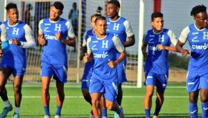 Selección de Honduras realiza su último entrenamiento y reconoce cancha del estadio en el que enfrentarán a Curazao