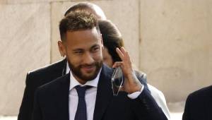 Neymar ‘acusa’ a su padre por su fichaje con el Barcelona: ‘‘Yo firmo lo que él me dice; tuve que decidir entre Barça y Madrid’’