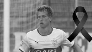 En la vísperas de la Navidad, el fútbol se encuentra de luto tras la muerte de futbolista en un hecho que conmociona a todos.