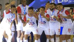 Fue uno de los jugadores más queridos de Olimpia y revela cómo cayó en las garras del alcohol. Su duro relato sobre la situación.