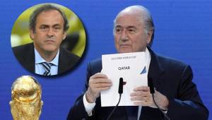 Joseph Blatter se arrepintió de elegir a Qatar para albergar el Mundial y ‘disparó’ contra Michel Platini.