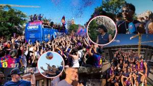 Fotos del festejo del Barcelona: la burla al Real Madrid, los cánticos al Espanyol, el look de Araujo y el jugador que le regaló flores a Rashford. ¿Qué estaba tomando Flick? ¿Fumó Szczesny?