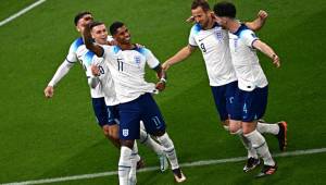 Inglaterra aplastó a una débil selección iraní en su debut en el Mundial de Qatar 2022.