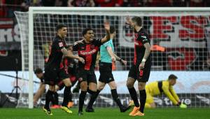 Xabi Alonso sigue siendo el rey: Bayer Leverkusen rescata el empate en la última jugada y así continúa su invicto histórico