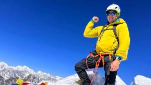 Ronald Quintero es el único hondureño en llegar a la cumbre más alta del mundo. FOTO: Instagram.