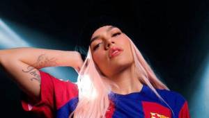 Al estilo ‘Bichota’: Así es la camisa que usará Barcelona ante Real Madrid con el logo de la cantante Karol G