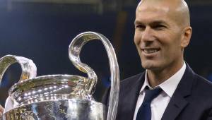 Zidane podría volver a los banquillos luego de un periodo largo de ausencia.