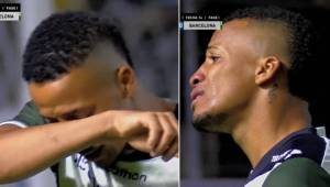 ‘‘Sácame, no aguanto más’’: futbolista de la polémica con Ecuador rompe en llanto y pide que lo saquen del partido