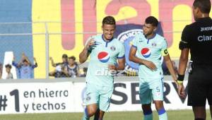 Marcelo Santos hizo el único gol del partido ante el Honduras Progreso en el Micheletti. Foto: Neptalí Romero