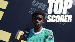 Futbolista hondureño Christopher Bátiz da la sorpresa y figura en el 11 ideal de torneo internacional