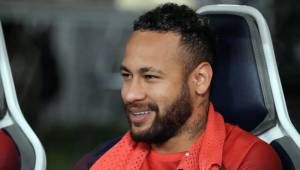 “Por fin se fue ese falso microbio”: Ex jugador del Real Madrid esperó que Neymar saliera del PSG para hacerlo pedazos