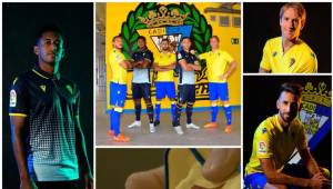 El Cádiz, donde milita el futbolista hondureño Antony Lozano, estrenó nueva indumentaria, la cual estarán utilizando en la campaña que se avecina. Repasamos las fotografías que presentaron en las redes sociales.