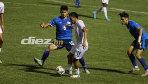 El Salvador y Panamá clasificaron a la siguiente ronda tras empatar 0-0 en la jornada 3. Foto Marvin Salgado.