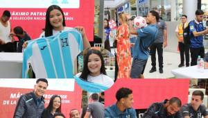 La Selección de Honduras se robó el show en el centro comercial: hondureño sorprendió con las ticas y los catrachos que disfrutaron de la firma de autógrafos.