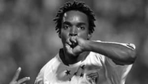 Uno de los amigos del exfutbolista Walter ‘Pery’ Martínez hizo una reveladora confesión sobre la muerte del recordado jugador hondureño: “Yo escuchaba el relajo”, relató.