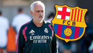 Mourinho estudia cada detalle del Clásico que sostendrá este fin de semana frente al líder Barcelona y en la lista merengue hay un jugador que no estaba en los planes para salir de titular y su opción comenzó a tomar fuerza.