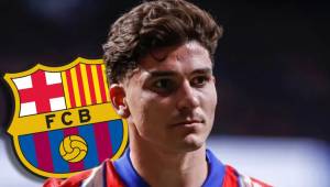 Barcelona no se rinde y tendrá una reunión secreta con el representante de Julián Álvarez para hacer un último intento para la llegada del delantero argentino.