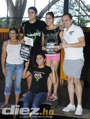 Fuerza y resistencia en el 'Fittest in the box” San Pedro Sula 2015