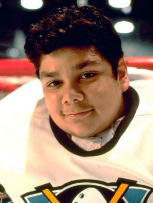 La trágica vida del portero de 'The Mighty Ducks': Destrozado por las drogas y la delincuencia