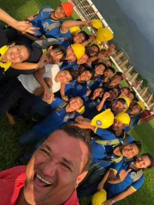 Real Sociedad entrena por la noche probando su debut nocturno en el Francisco Martínez
