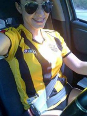 La selfies más sexys de la reina del fitness hondureña, Mabiza Caravante