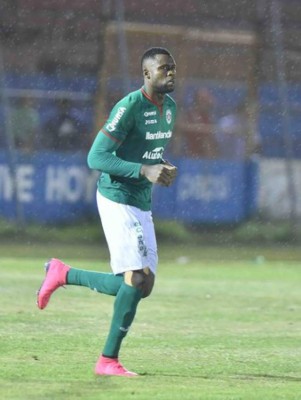 El 11 titular que mandaría Héctor Vargas para descarrilar la máquina