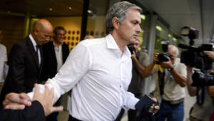 El entrenador del Real Madrid José Mourinho rechazó este jueves hablar del caso Cristiano Ronaldo.