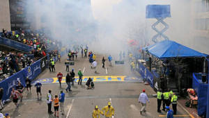 En Boston se produjo dos explosiones en la maratón en la que resultaron 3 muertos y más de 100 heridos.