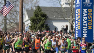 La Maratón de Boston atrae a miles de turistas a visitar la ciudad en abril.