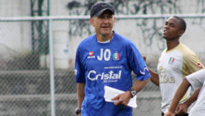 Juan Carlos Osorio dejará al Once Caldas y se sumará a un nuevo reto, llevar a Honduras a Brasil 2014.