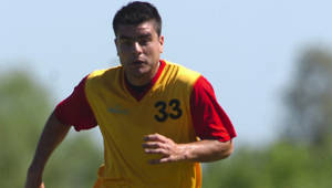 Lombardi con 26 años viene de jugar en el El Tanque Sisley de la primera división uruguaya.