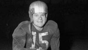 Steve van Buren se convirtió en leyenda con las Águilas de Filadélfia en la NFL.