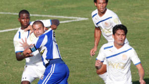 Copete falló una de las ocasiones más claras de gol a favor del Victoria.