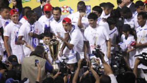 Olimpia se corona tricampeón de Honduras en el año de su Centenario.