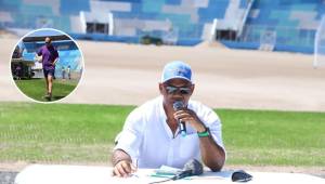 Mario Moncada, Comisionado Nacional de Deportes (CONDEPOR) detalló los avances de la instalación de la nueva grama al Estadio Nacional de Tegucigalpa. Foto: Marvin Salgado