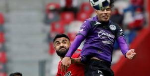 Cruz Azul fortalece la defensa: el ‘cañonero’ Carlos Vargas vestirá los colores del cuadro cementero para el clausura 2023 de la Liga MX