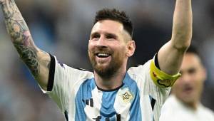 Messi lidera la tabla de goleadores de Qatar-2022 junto al francés Kylian Mbappé, con cinco tantos cada uno.
