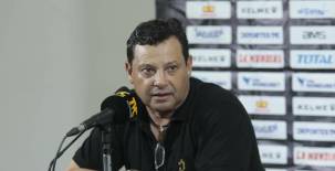 Jeaustin Campos en conferencia de prensa luego del 4-1 de Real España ante Victoria. FOTO: Neptalí Romero.