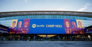 Así luce ahora la fachada del Spotify Camp Nou en Barcelona.