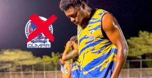 El defensor José García ha sido sancionado con cinco partidos de castigo tras tocarle el trasero a Michaell Chirinos y el club Lobos UPNFM le aplicó otra sanción económica de 30% de su salario. Foto UPNFM