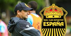 Jeaustin Campos renunció luego de la derrota ante CD Choloma debido al inconveniente con el FVS. Foto cortesía Real España.