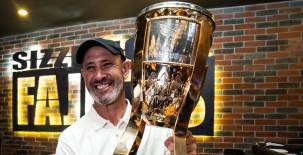 Eduardo Espinel dejó claro cómo celebrará el bicampeonato con Olimpia: Un whiskycito.