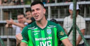 Nicolás Messiniti, goleador del Marathón, es renovado por el Monstruo Verde para los próximos dos años.